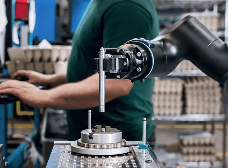 Fast operation speed of Kinova Link 6 cobot