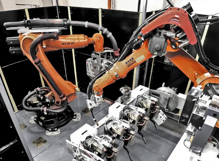 Robust construction of KUKA KR QUANTEC nano industrial robot