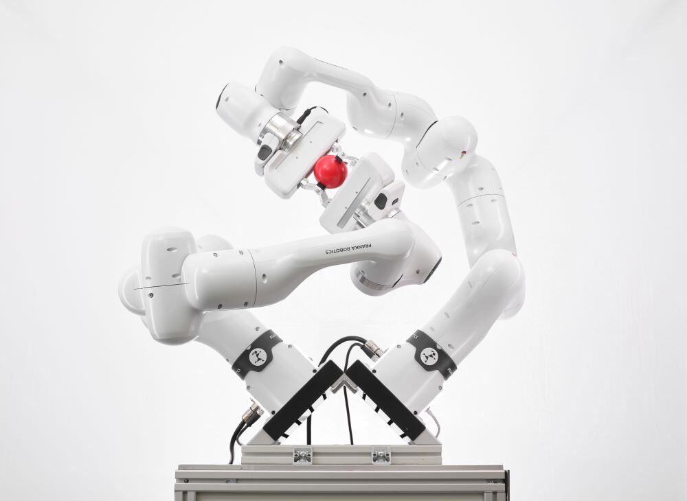 AI-powered FR3 Duo robot demonstrating multi-axis motion