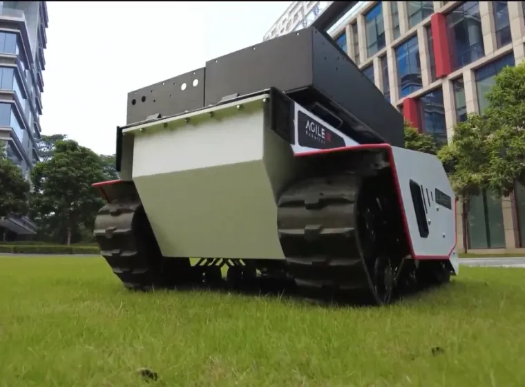 AgileX Bunker Pro showcasing strong suspension system