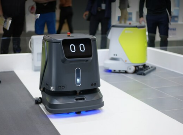 Pudu CC1 Pro showing advanced obstacle detection sensors