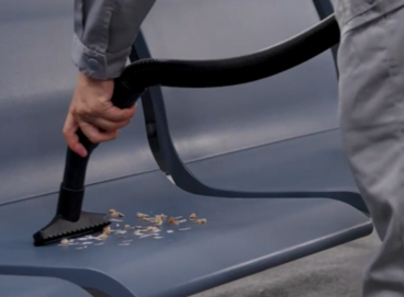 Pudu MT1 robot cleaner with advanced AI navigation system